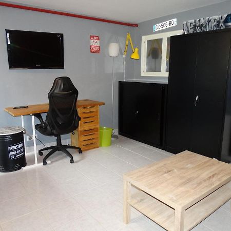 Appartement Au Calme Proche D'Un Petit Bois Dans Quimper Bagian luar foto