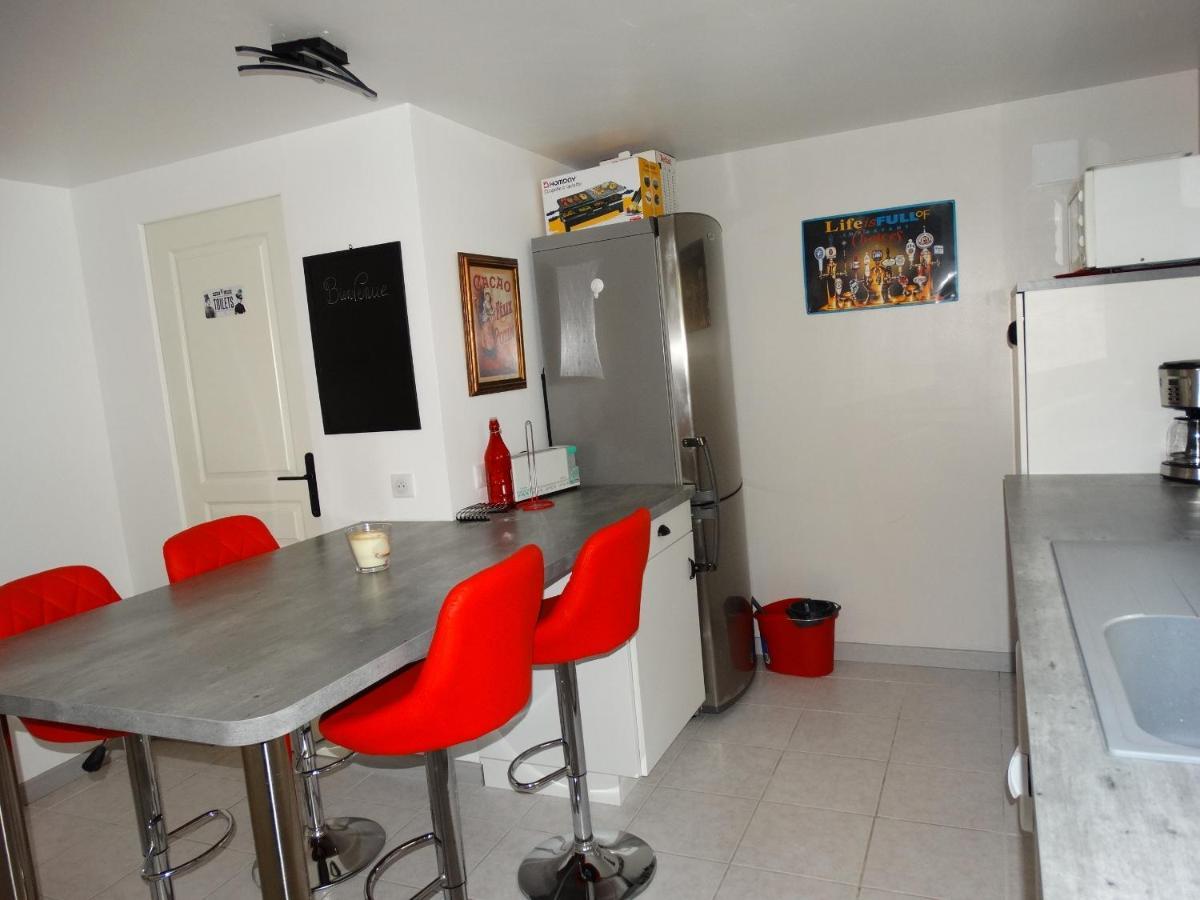Appartement Au Calme Proche D'Un Petit Bois Dans Quimper Bagian luar foto
