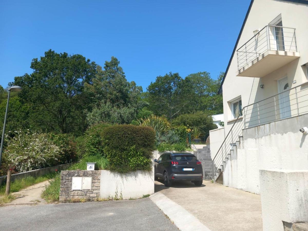 Appartement Au Calme Proche D'Un Petit Bois Dans Quimper Bagian luar foto